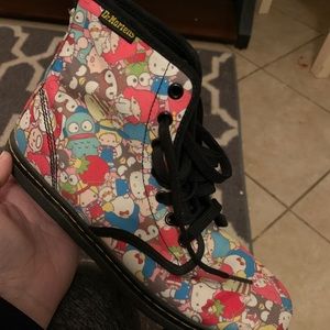 Dr martins hello kitty design